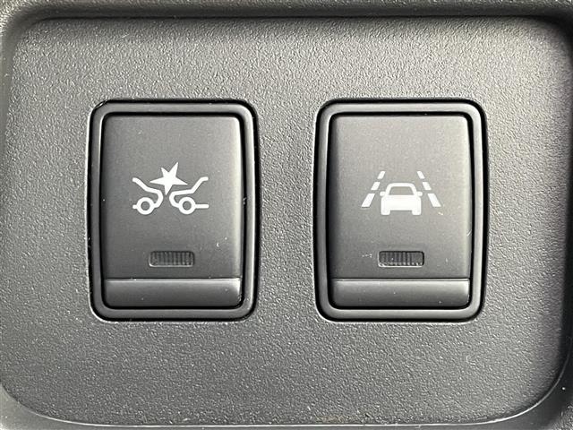 Nissan SERENA 2015 7689112-1