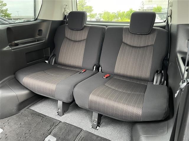 Nissan SERENA 2015 7689112-11