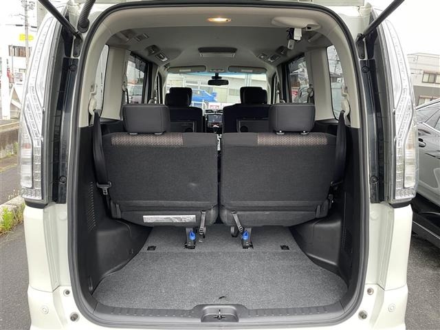 Nissan SERENA 2015 7689112-12
