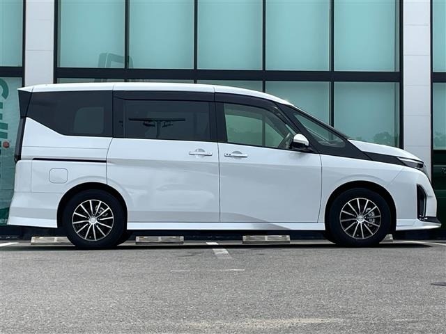 Nissan SERENA 2023 7689113-26