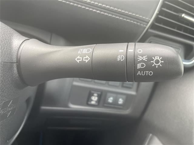 Nissan SERENA 2018 7689114-13