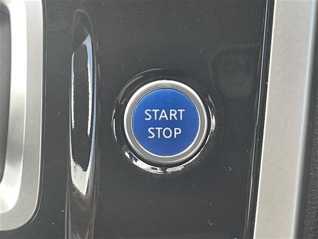 Nissan SERENA 2018 7689114-14
