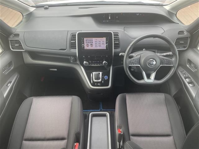 Nissan SERENA 2018 7689114-19