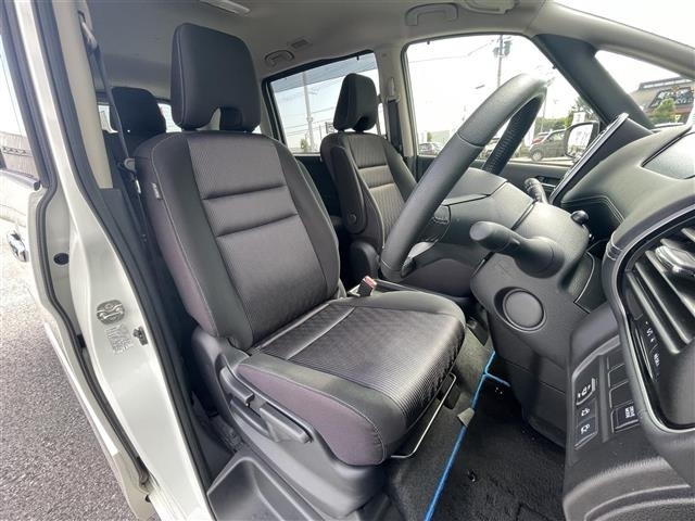 Nissan SERENA 2018 7689114-3