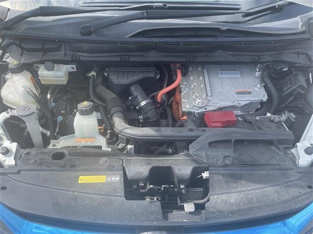 Nissan SERENA 2018 7689114-4