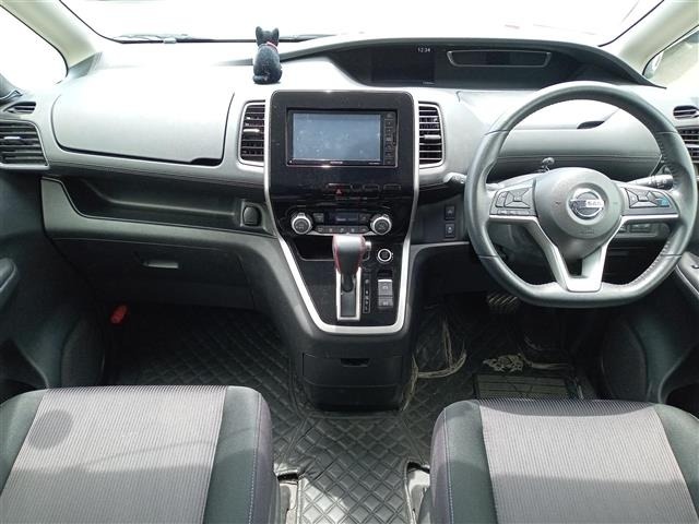 Nissan SERENA 2016 7689117-14
