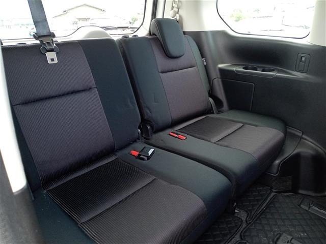 Nissan SERENA 2016 7689117-3