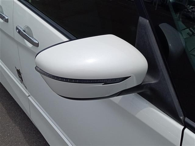 Nissan SERENA 2016 7689117-8