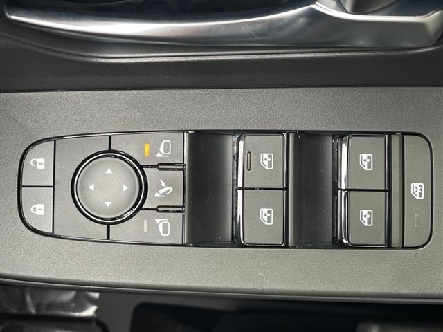 Nissan SERENA 2025 7689148-11
