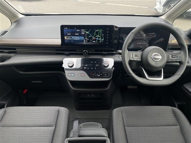 Nissan SERENA 2025 7689148-14