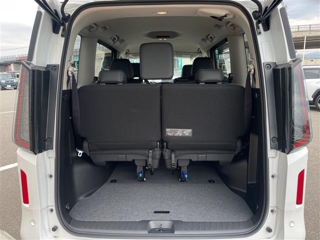 Nissan SERENA 2025 7689148-6