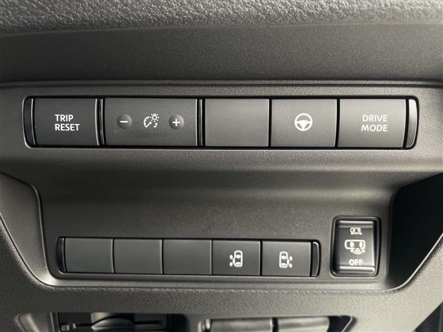 Nissan SERENA 2025 7689148-8