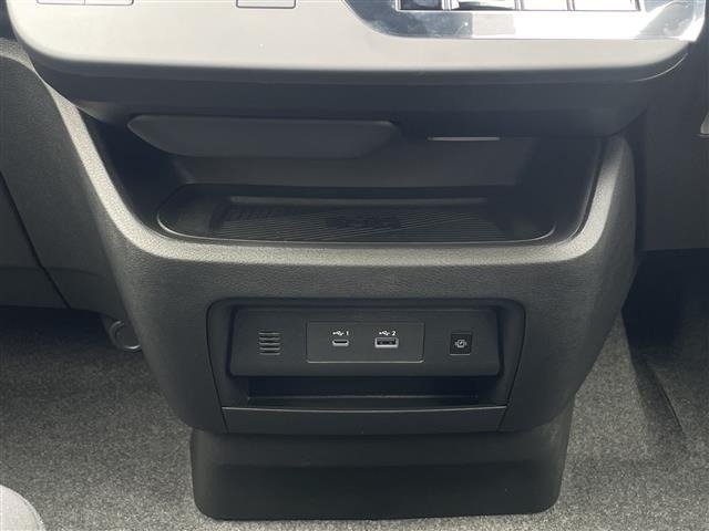 Nissan SERENA 2025 7689148-9