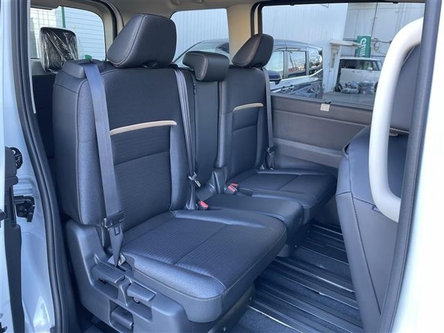 Nissan SERENA 2025 7689161-9