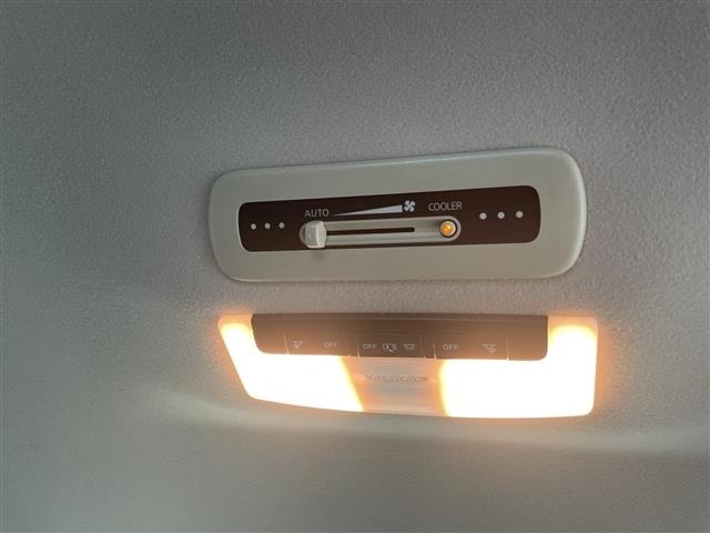 Nissan SERENA 2016 7689162-6