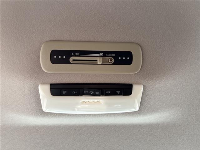 Nissan SERENA 2016 7689164-1