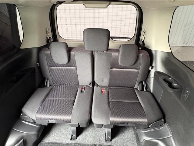 Nissan SERENA 2016 7689164-10