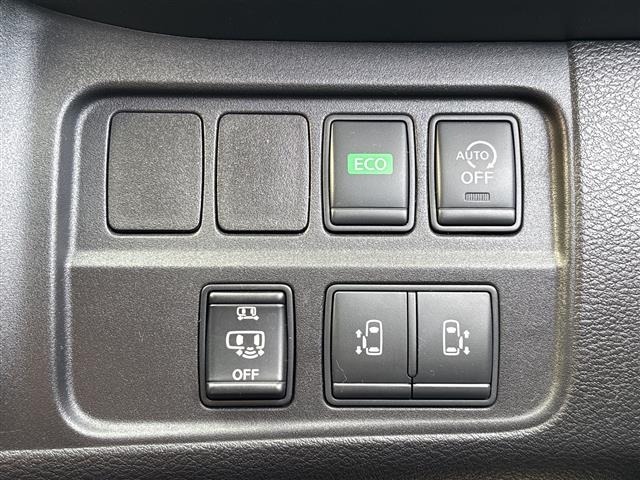 Nissan SERENA 2016 7689164-18