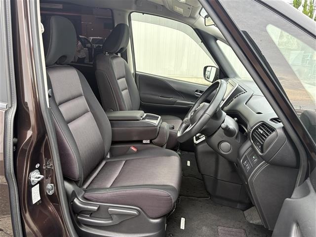 Nissan SERENA 2016 7689164-5