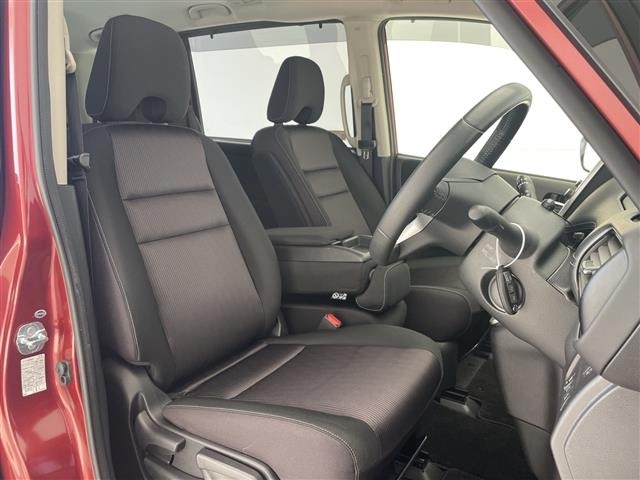 Nissan SERENA 2017 7689165-10