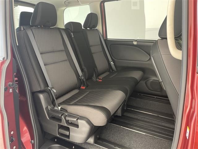 Nissan SERENA 2021 7689174-11