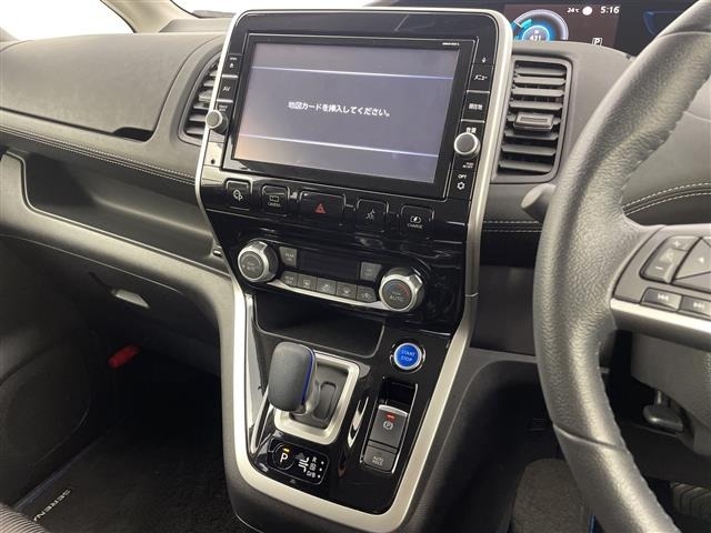 Nissan SERENA 2018 7689175-19