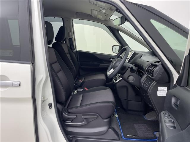 Nissan SERENA 2018 7689175-22