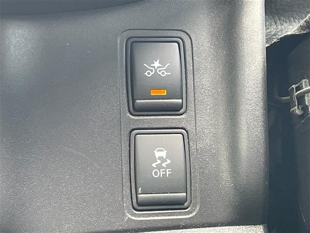 Nissan SERENA 2017 7689177-11