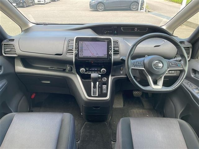 Nissan SERENA 2017 7689177-14