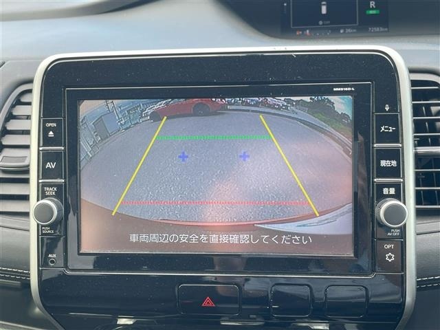 Nissan SERENA 2017 7689177-15