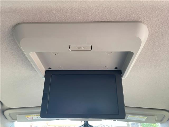 Nissan SERENA 2017 7689177-19