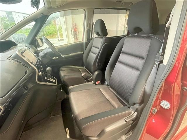 Nissan SERENA 2017 7689177-6