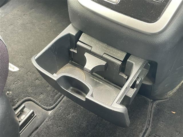 Nissan SERENA 2017 7689177-9