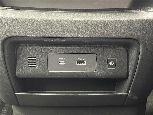 Nissan SERENA 2023 7689186-11