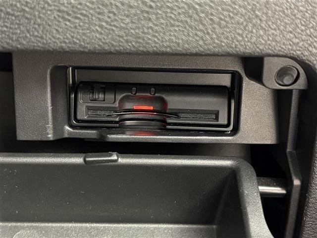Nissan SERENA 2016 7689222-8