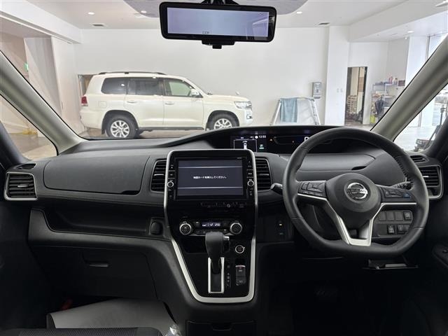 Nissan SERENA 2019 7689229-15