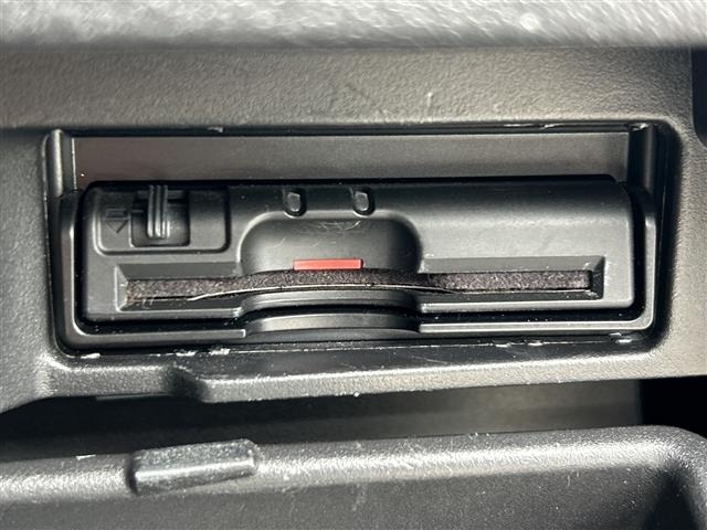 Nissan SERENA 2019 7689231-17