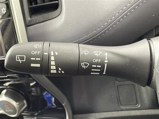 Nissan SERENA 2022 7689232-12