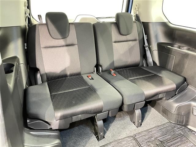 Nissan SERENA 2018 7689235-11