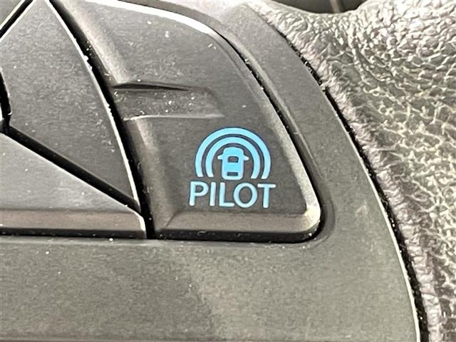 Nissan SERENA 2018 7689235-18