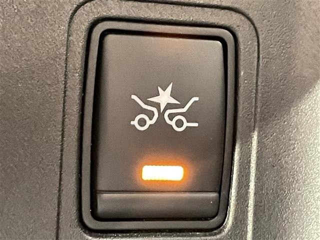Nissan SERENA 2018 7689235-19