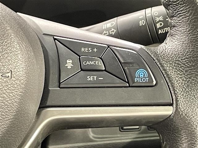 Nissan SERENA 2018 7689235-4