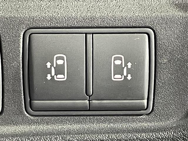 Nissan SERENA 2017 7689241-14