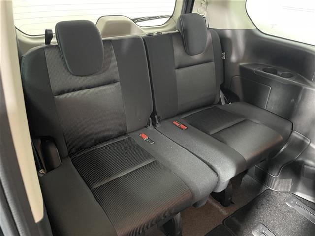 Nissan SERENA 2017 7689241-5