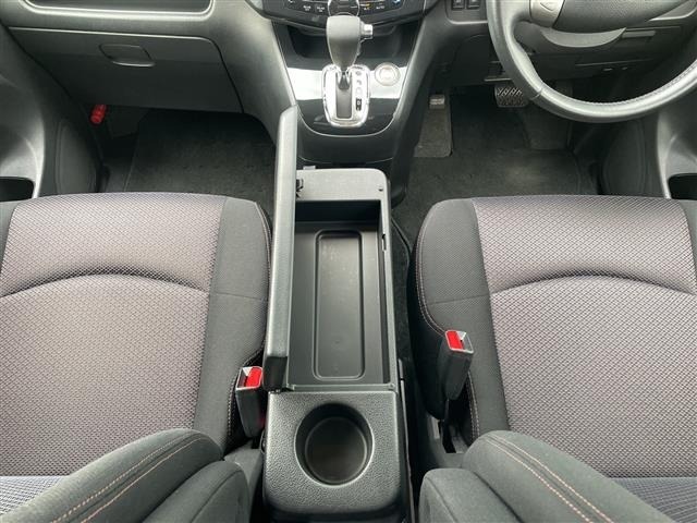 Nissan SERENA 2013 7689243-17