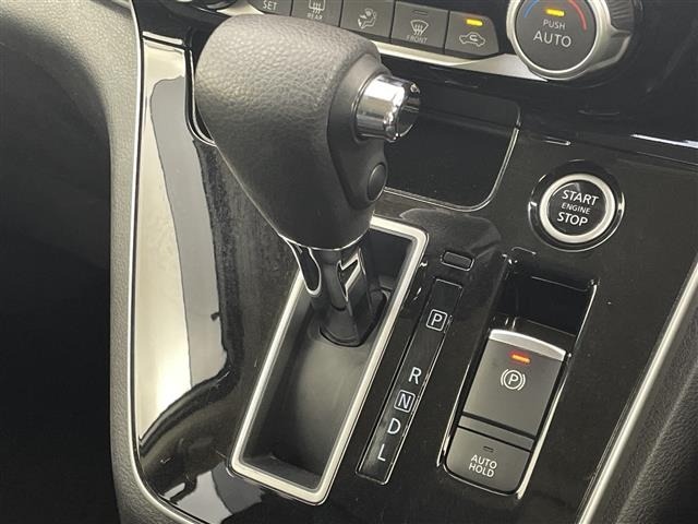 Nissan SERENA 2021 7689244-9