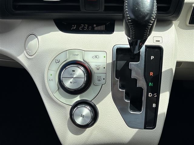 Toyota SIENTA 2015 7675116-5