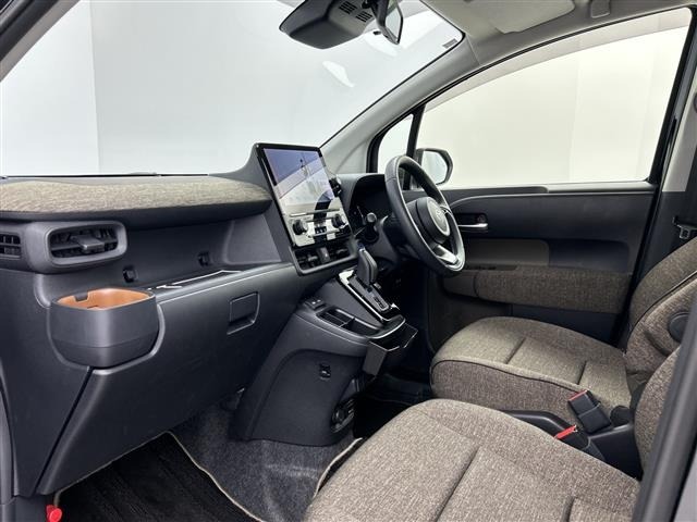 Toyota SIENTA 2023 7675190-6
