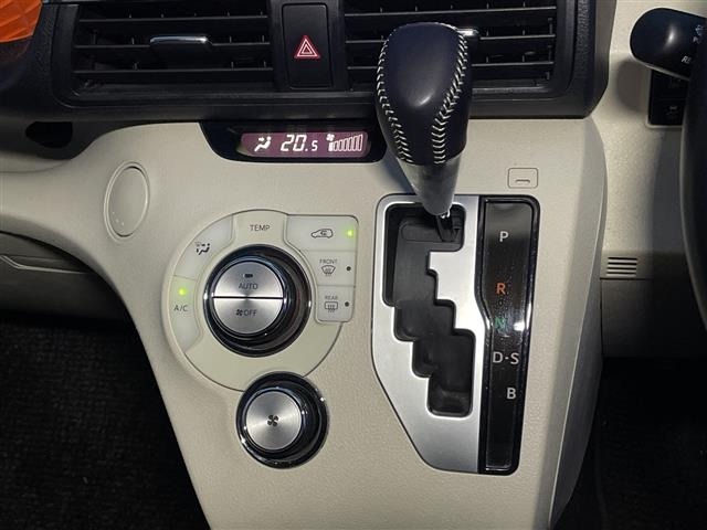 Toyota SIENTA 2016 7675345-12