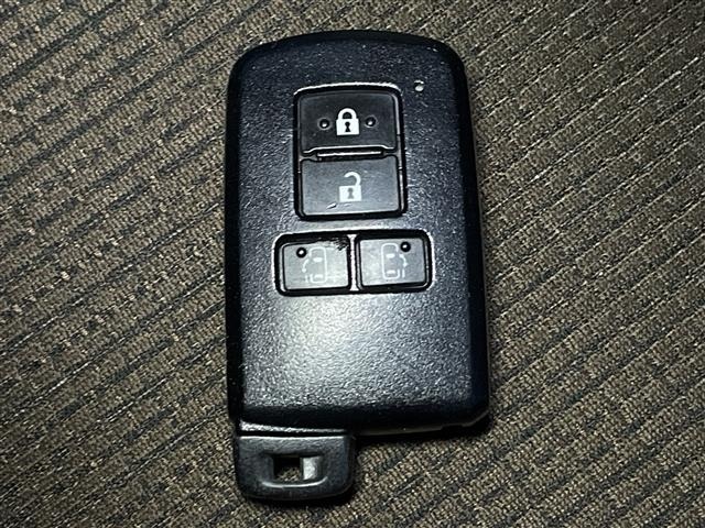Toyota SIENTA 2016 7675345-9